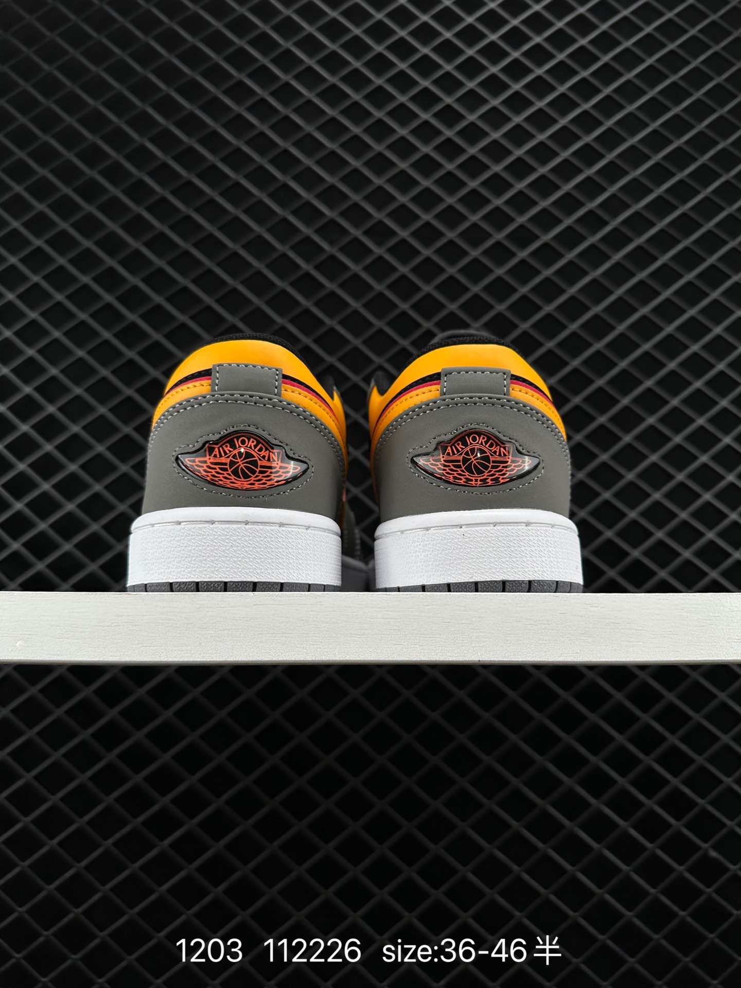 Nike Air Jordan 1 Low SE